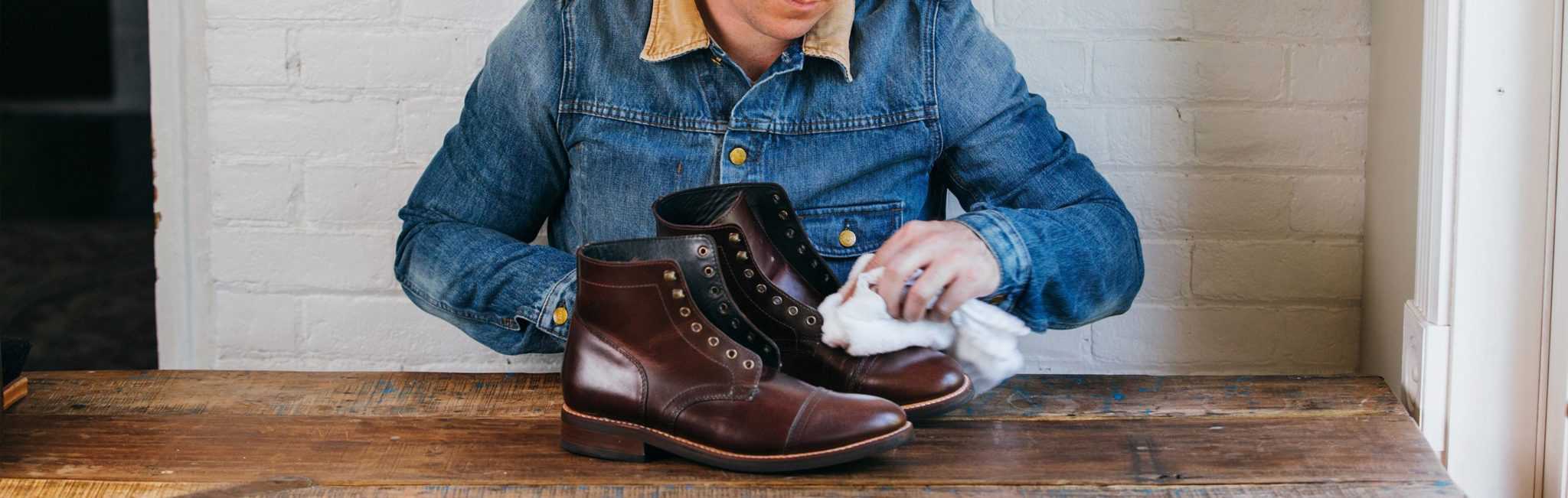 how to clean dirty work boots