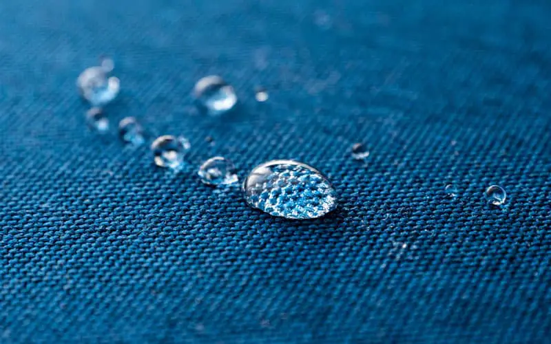 waterproofing-membrane-water-droplet-on-fabric-cannot-penetrate-the-liner