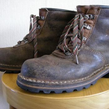 Grease stains Steel toe boots