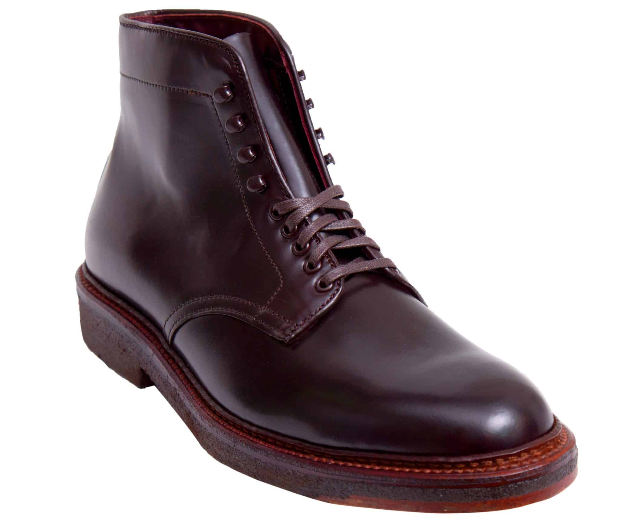 cap-toe-vs-plain-toe-boots-which-one-to-wear-work-gearz