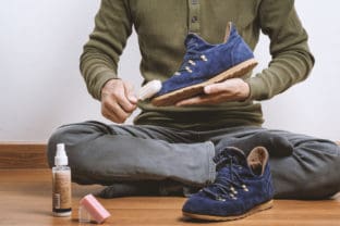 how to clean work boots suede