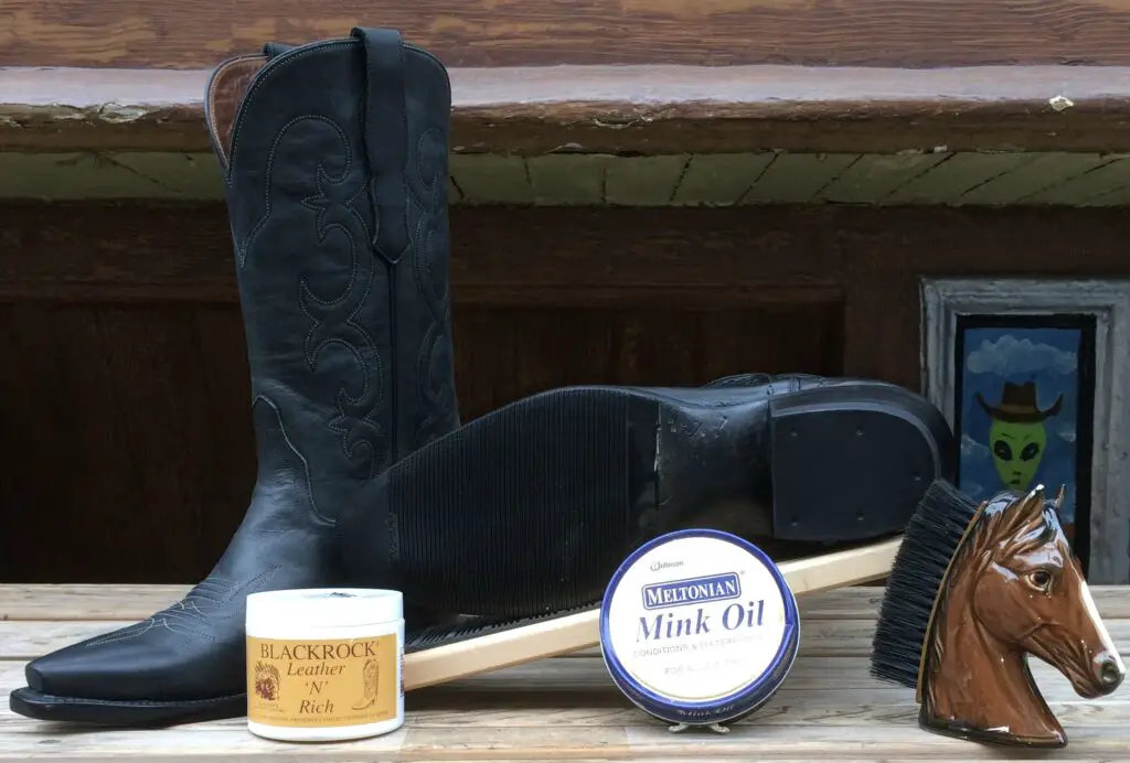 should-i-use-mink-oil-on-cowboy-boots-work-gearz