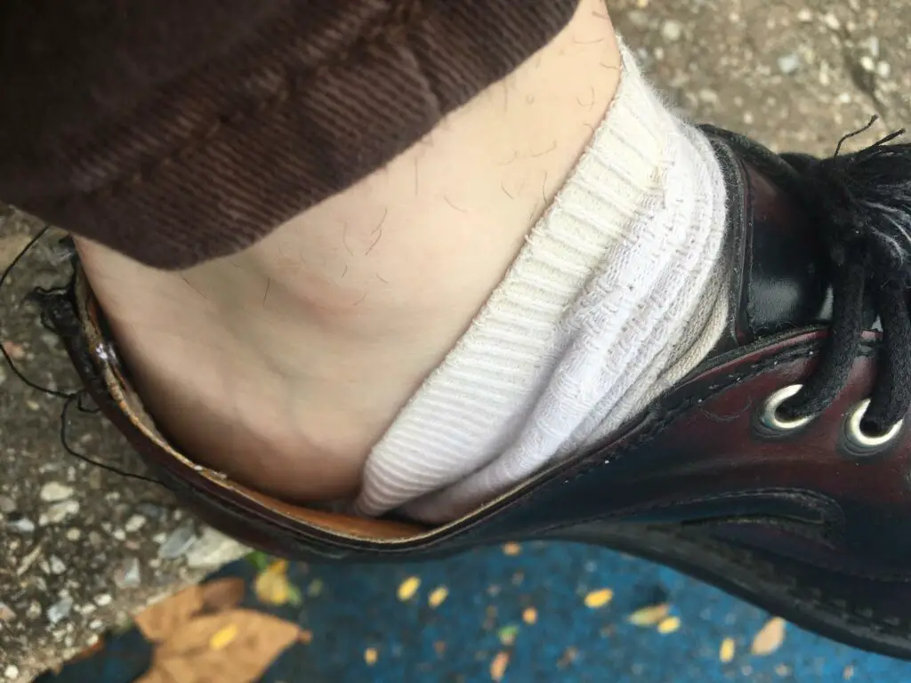 10 Ways Keep Your Socks From Slipping Off Your Heel Work Gearz