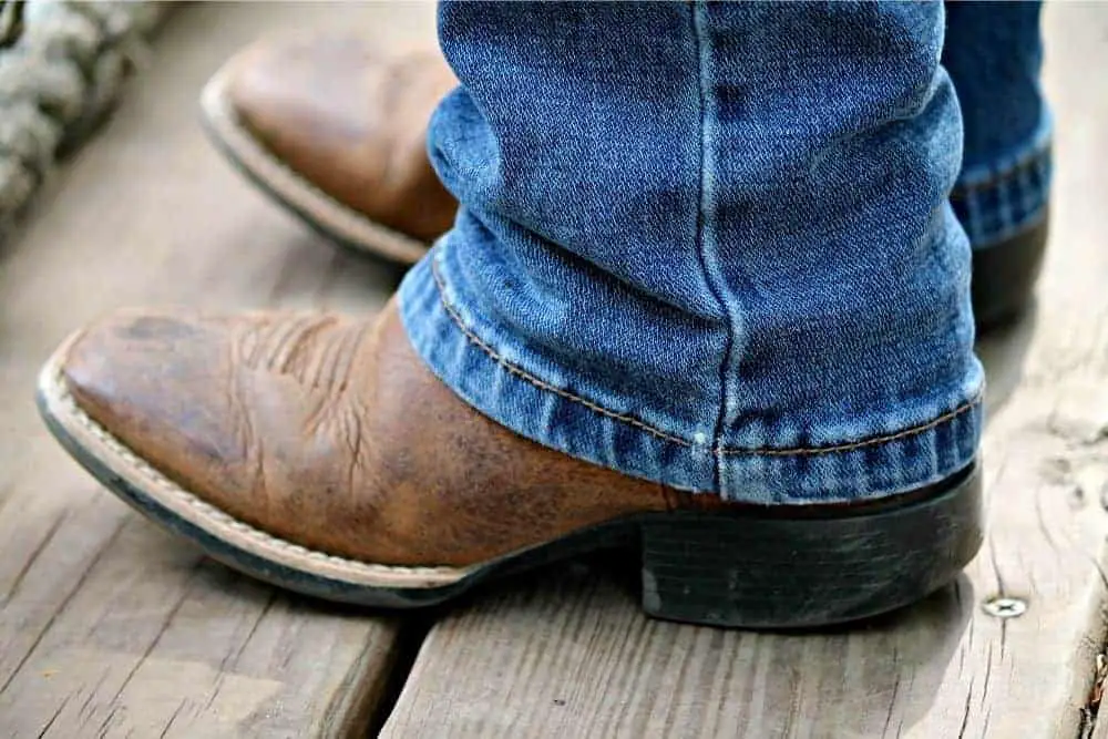 Right length of cowboy jeans 