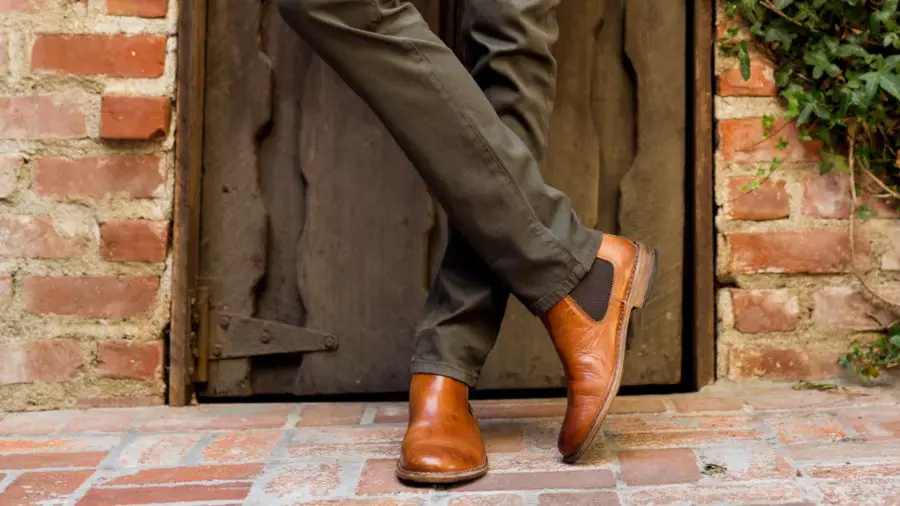 How To Wear Boots With Chinos At Jocelyn Wilson Blog How To Wear Boots With Chinos At Jocelyn Wilson Blog