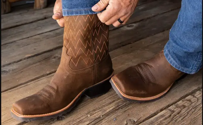 ¿Los vaqueros de verdad usan botas de punta cuadrada?