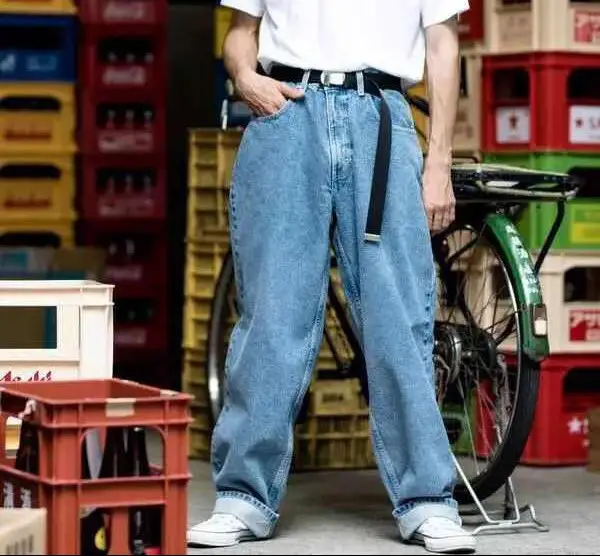 skinny men should wear baggy pants