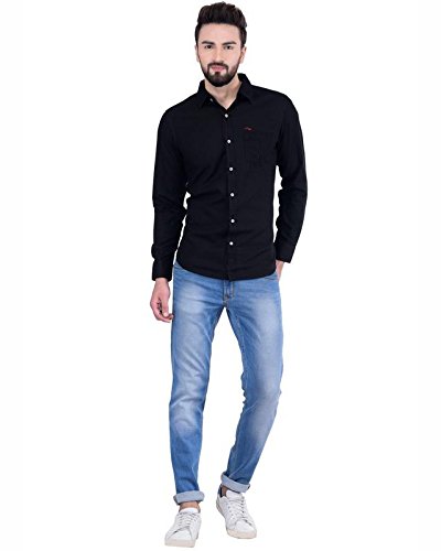 Black shirt and light blue jeans